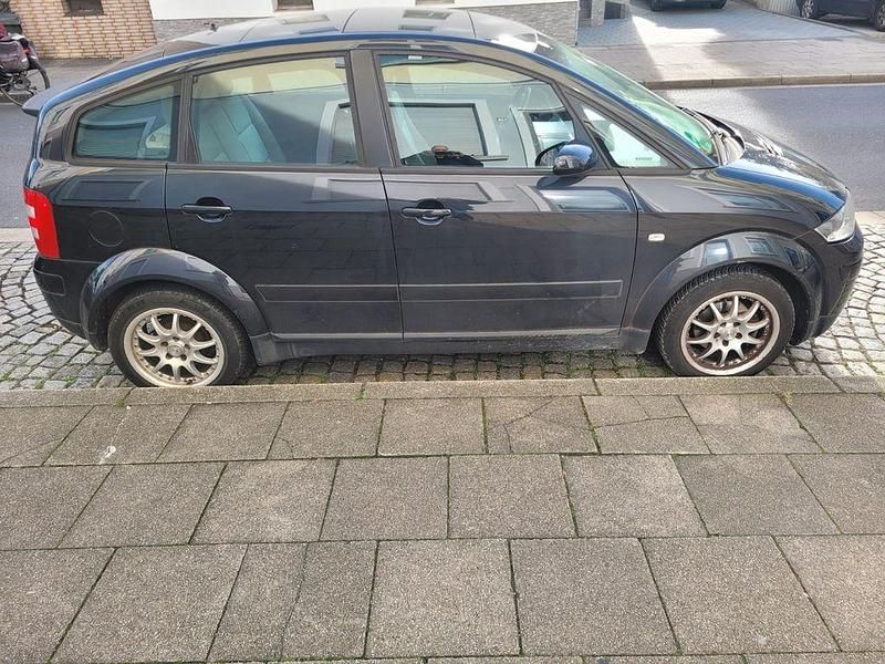 Schwarz Gebraucht 2002 Audi A2 Kleinwagen | 1.800 € (Guter Preis) - Bild 1/4