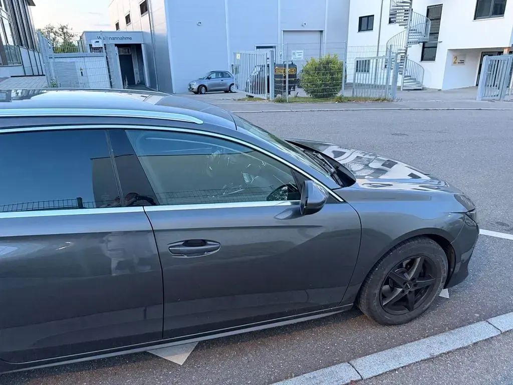 Gebraucht Peugeot 508 Active 131 PS (96 kW) 2020 Braun Kombi