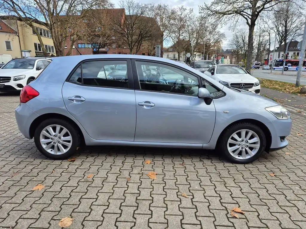 Gebraucht Toyota Auris Sol 124 PS (91 kW) 2008 Blau Kleinwagen