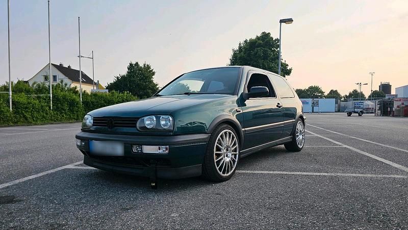 Gebraucht VW Golf 174 PS (127 kW) 1995 Grün Coupé