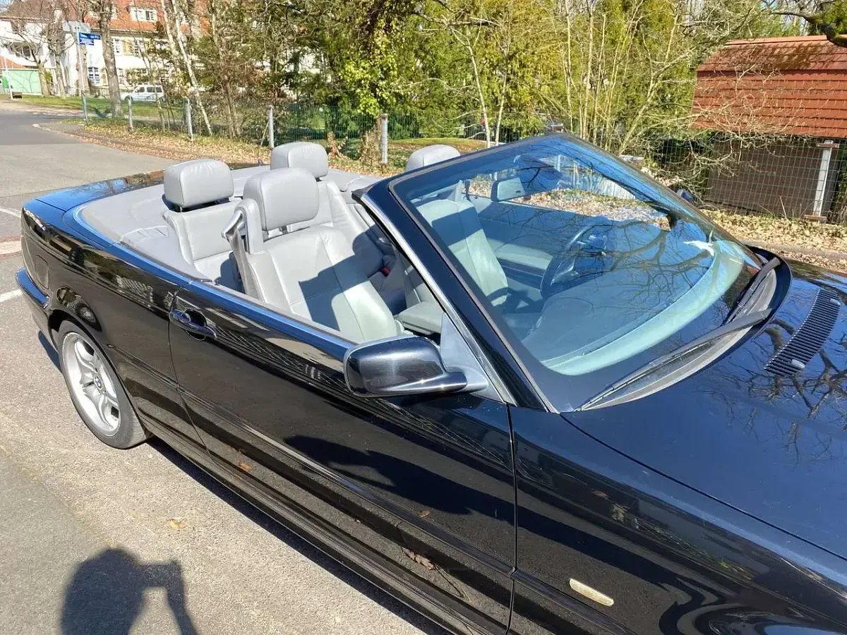 Gebraucht BMW 330 231 PS (169 kW) 2002 Schwarz Cabrio