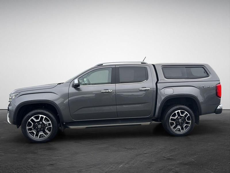 Neu VW Amarok Style 241 PS (177 kW) 2025 Grau (dark grey metallic) Pickup