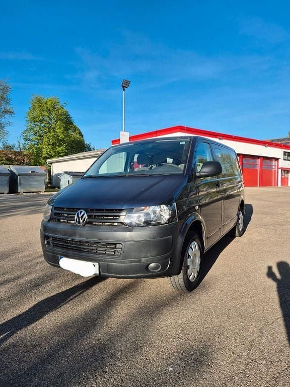 Używany VW T5 140 KM (102 kW) 2015 Niebieski Van