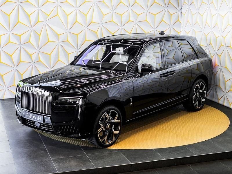 Neu Rolls Royce Cullinan 600 PS (441 kW) 2026 Schwarz SUV