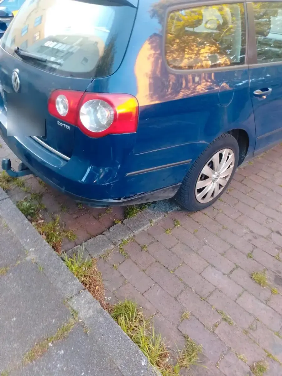 Gebraucht VW Passat 140 PS (102 kW) 2007 Blau Kombi