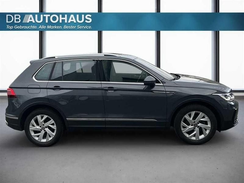 Gebraucht VW Tiguan Elegance 150 PS (110 kW) 2024 Grau SUV