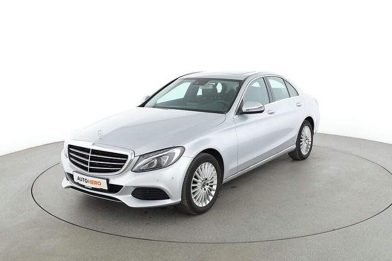 Silber Gebraucht 2018 Mercedes C180 Exclusive Limousine | 22.190 € (Fairer Preis) - Bild 1/3