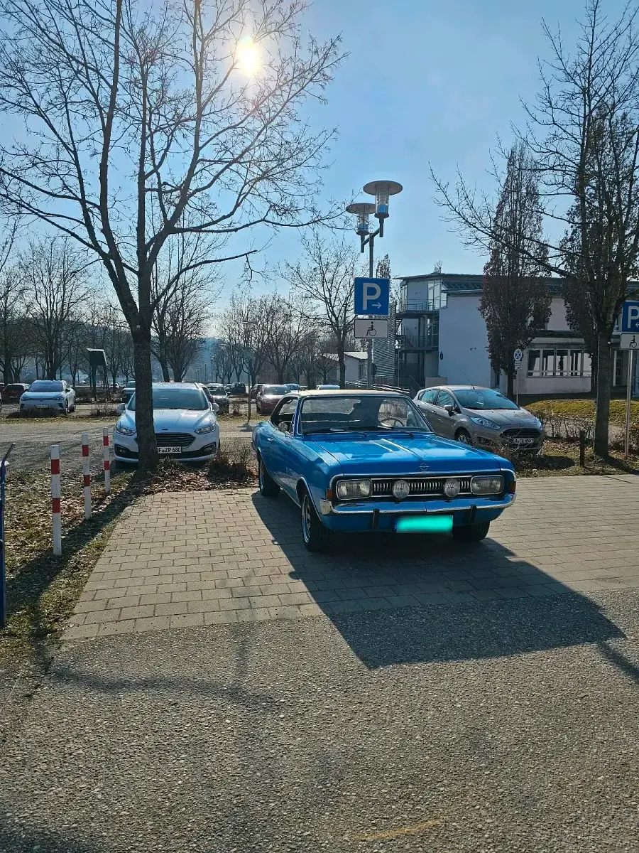 Gebraucht Opel Rekord 90 PS (66 kW) 1970 Blau Limousine