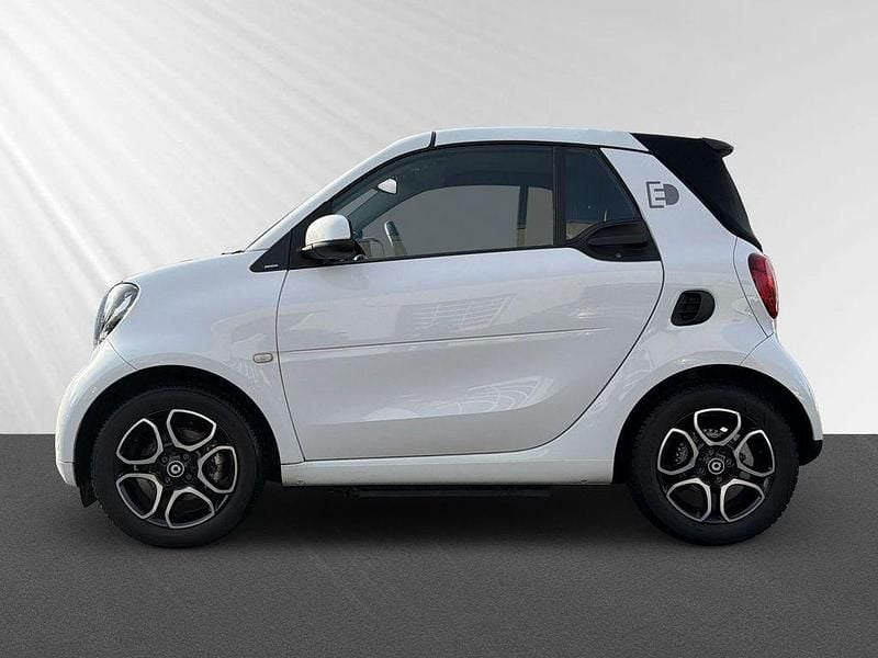 Gebraucht Smart ForTwo Electric Drive Passion 60 kW (82 PS) 2018 Tridionsicherheitszelle weiss Cabrio