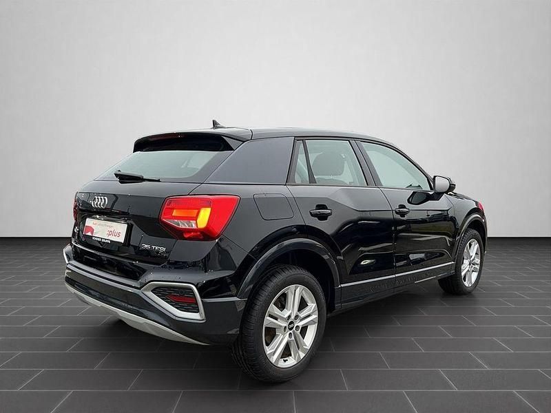 Gebraucht Audi Q2 Advanced Plus 150 PS (110 kW) 2021 Brillantschwarz (metallic) SUV