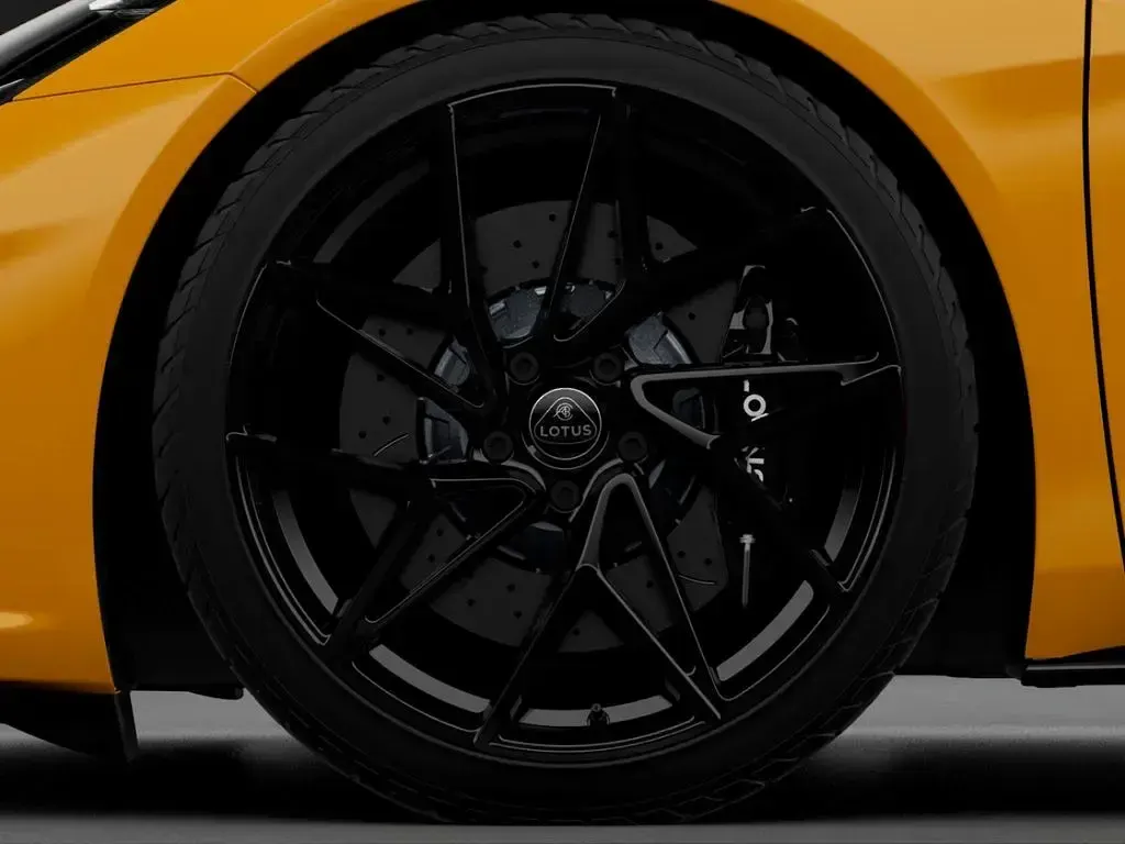 Neu Lotus Emira 405 PS (297 kW) 2026 Gelb Coupé
