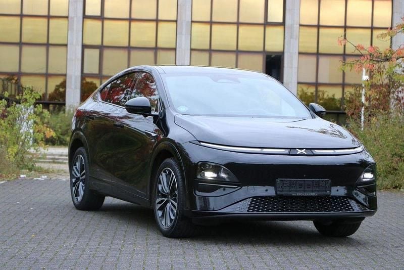 Second-hand XPENG G6 189 kW (258 CP) 2024 Negru SUV