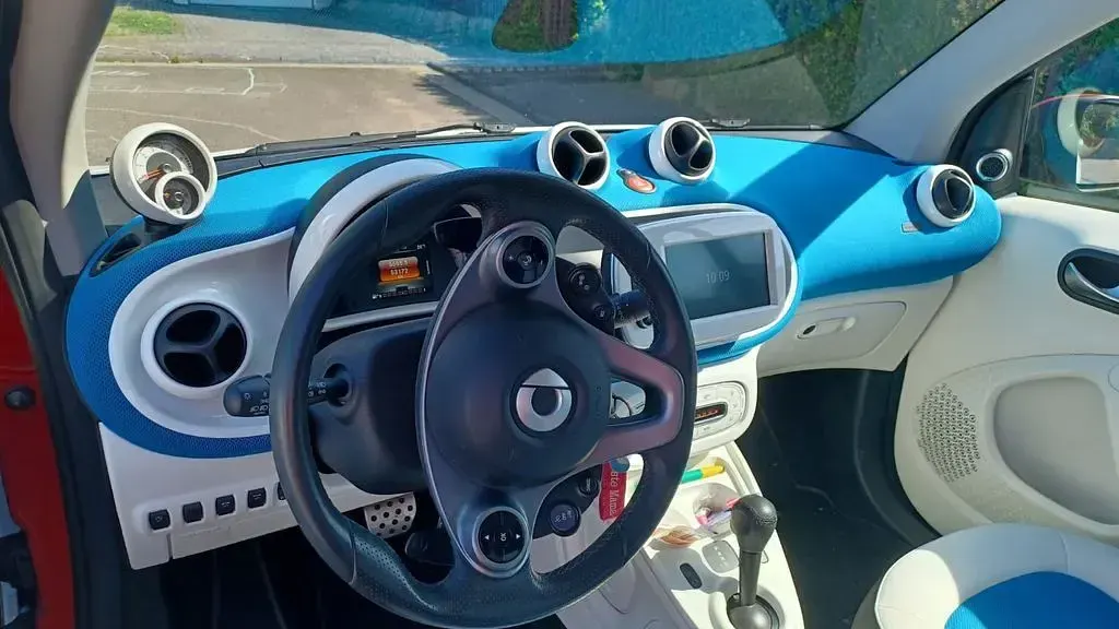 Gebraucht Smart ForTwo Cabrio Proxy 90 PS (66 kW) 2017 Weiß Cabrio