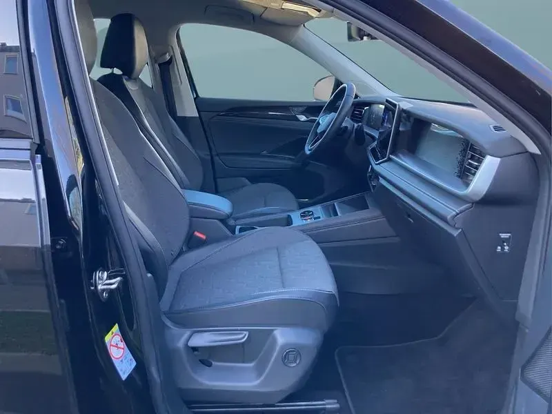 Gebraucht VW Tayron 193 PS (141 kW) 2025 Schwarz SUV