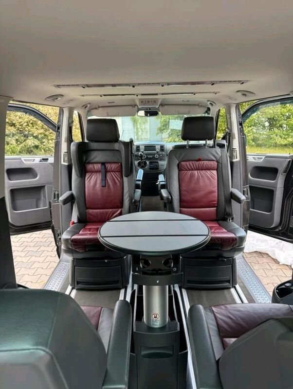 Schwarz Gebraucht 2007 VW Multivan Highline Van / Kleinbus | 13.990 € (Superpreis) - Bild 1/4