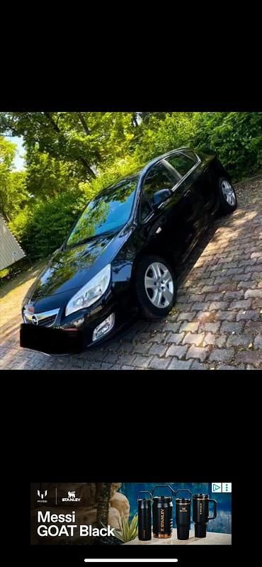 Gebraucht Opel Astra 116 PS (85 kW) 2011 Schwarz Limousine