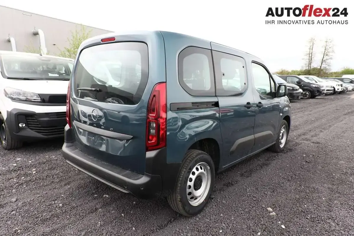 Neu Opel Combo Edition 102 PS (75 kW) 2025 Kiama blau metallic Van / Kleinbus