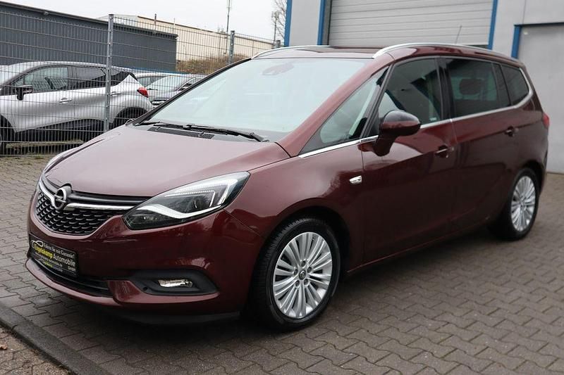 Gebraucht Opel Zafira Innovation 140 PS (102 kW) 2018 Braun Van / Kleinbus