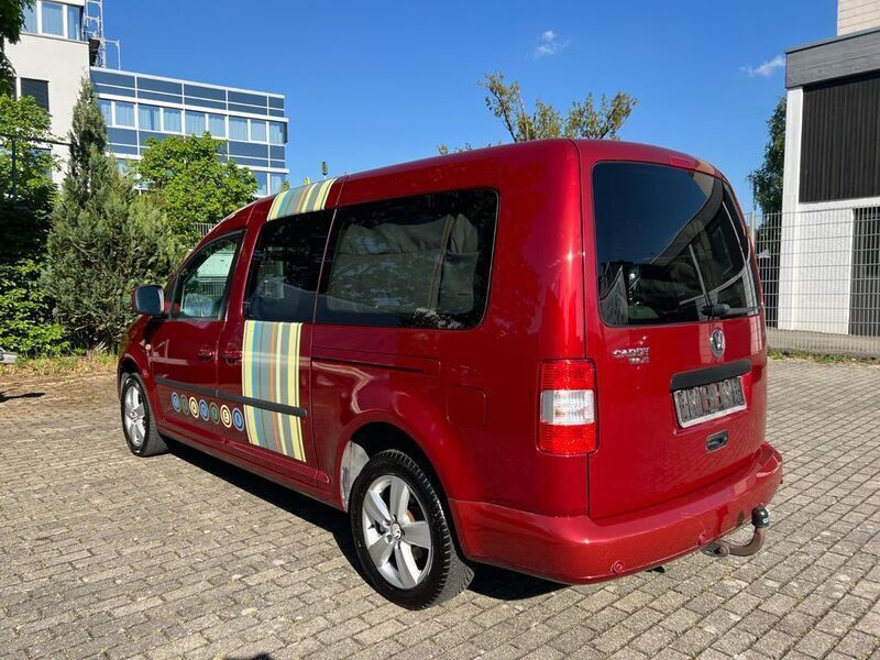 Gebraucht VW Caddy Maxi Life Life 109 PS (80 kW) 2010 Rot Van / Kleinbus