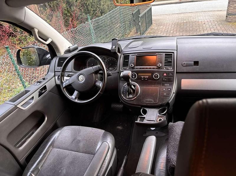 Gebraucht VW Multivan Highline 174 PS (127 kW) 2009 Van / Kleinbus