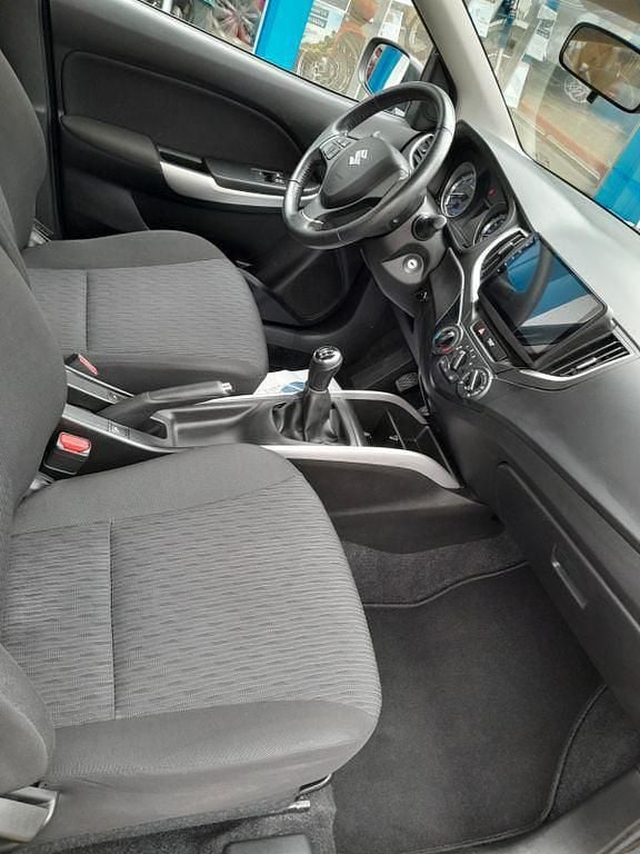 Gebraucht Suzuki Baleno Club 90 PS (66 kW) 2018 Schwarz Kleinwagen