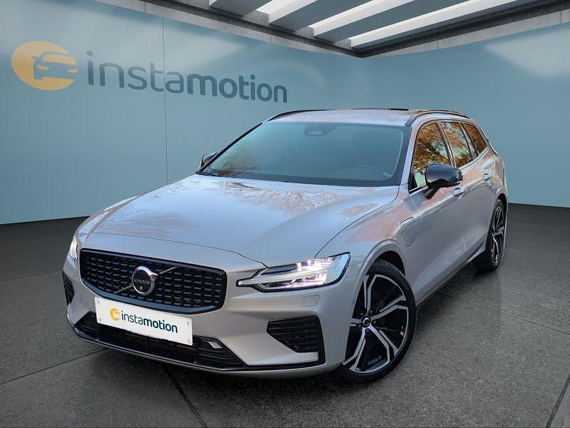 Silber Gebraucht 2025 Volvo V60 Kombi | 42.849 € (Fairer Preis) - Bild 1/4