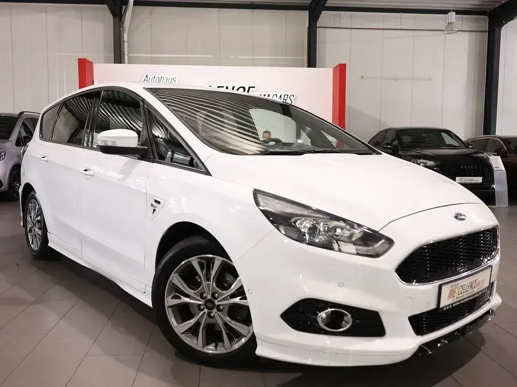 Gebraucht Ford S-MAX ST-Line 160 PS (117 kW) 2018 Weiß Van / Kleinbus