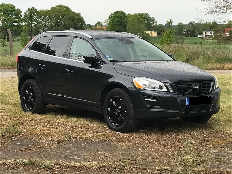 Gebraucht Volvo XC60 Summum 215 PS (158 kW) 2012 Grau SUV