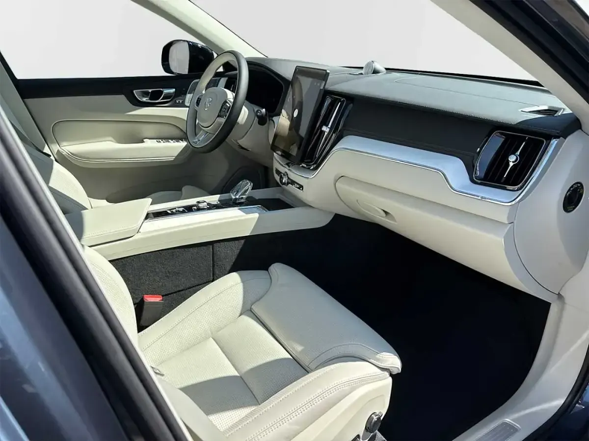 Gebraucht Volvo XC60 Ultra 455 PS (334 kW) 2025 Blau SUV