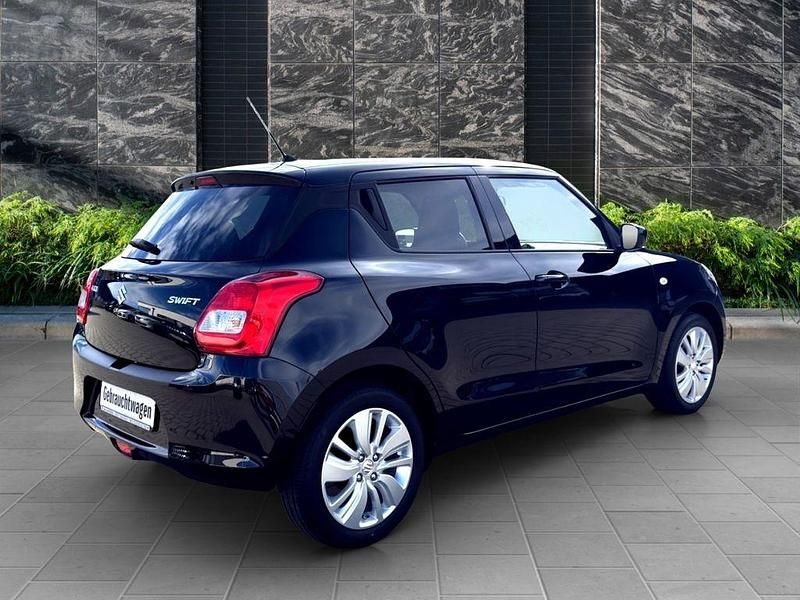 Gebraucht Suzuki Swift Comfort 90 PS (66 kW) 2019 Schwarz Kleinwagen