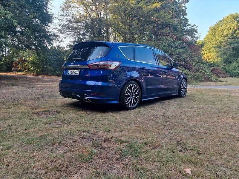 Gebraucht Ford S-MAX ST-Line 210 PS (154 kW) 2016 Blau Van / Kleinbus