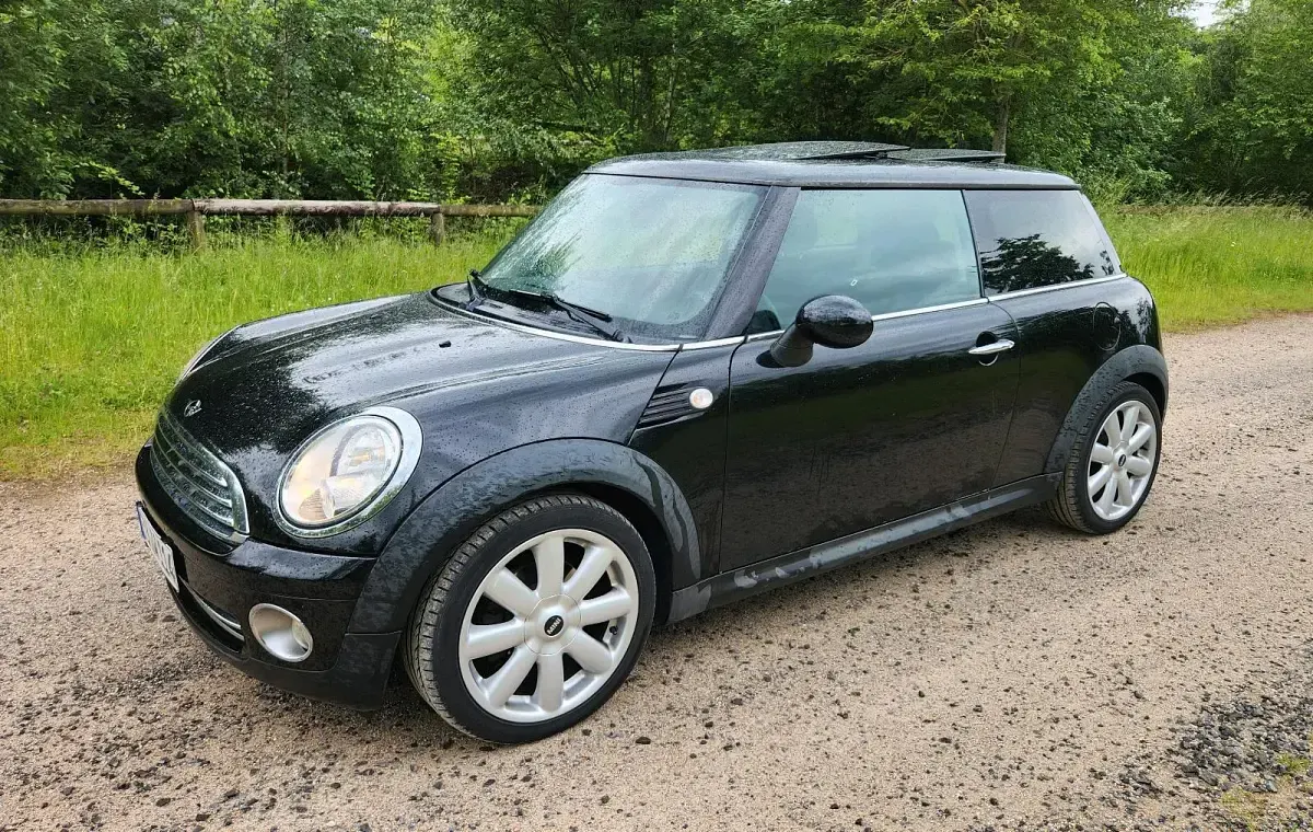 Gebraucht Mini Cooper 120 PS (88 kW) 2009 Schwarz Kleinwagen
