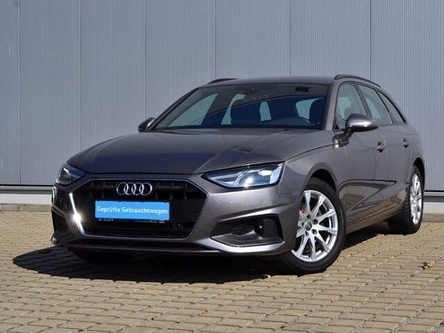 Gebraucht Audi A4 Basis 150 PS (110 kW) 2020 Grau (terragrau metallic) Kombi