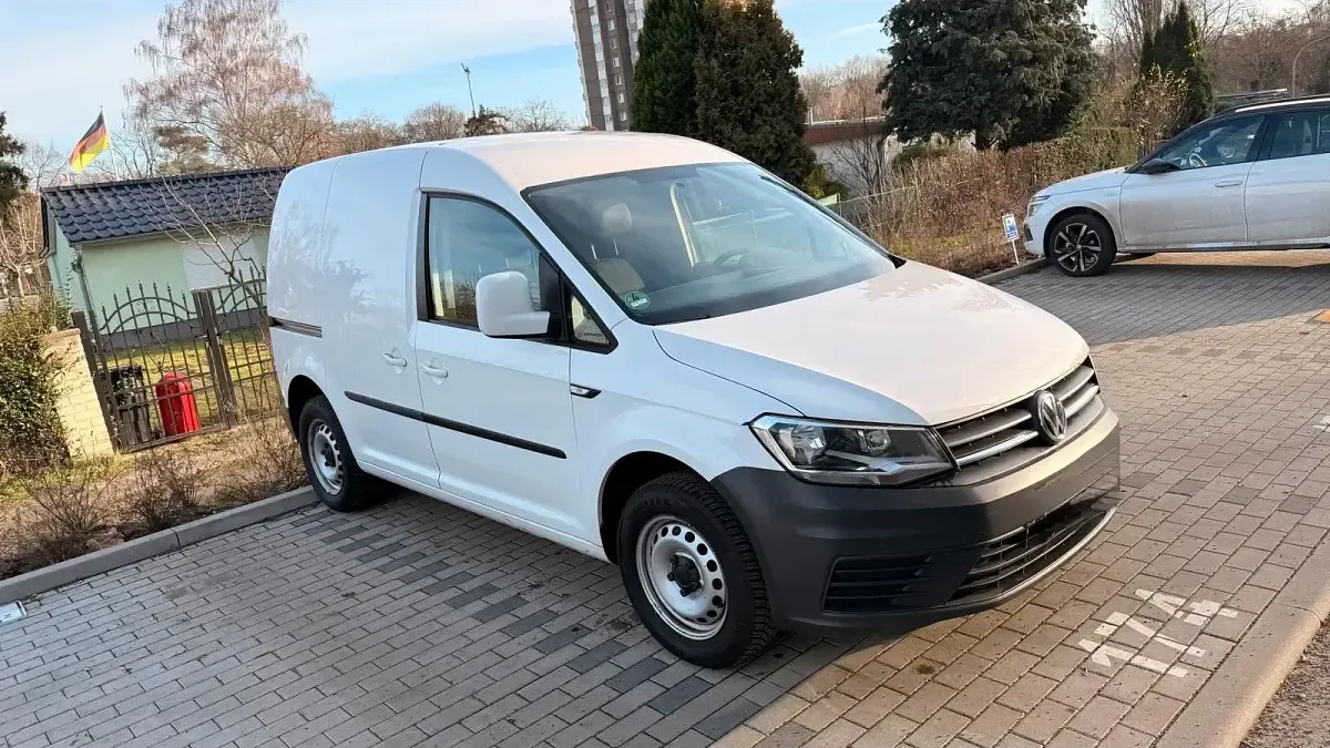 Gebraucht VW Caddy 102 PS (75 kW) 2016 Weiß Van / Kleinbus