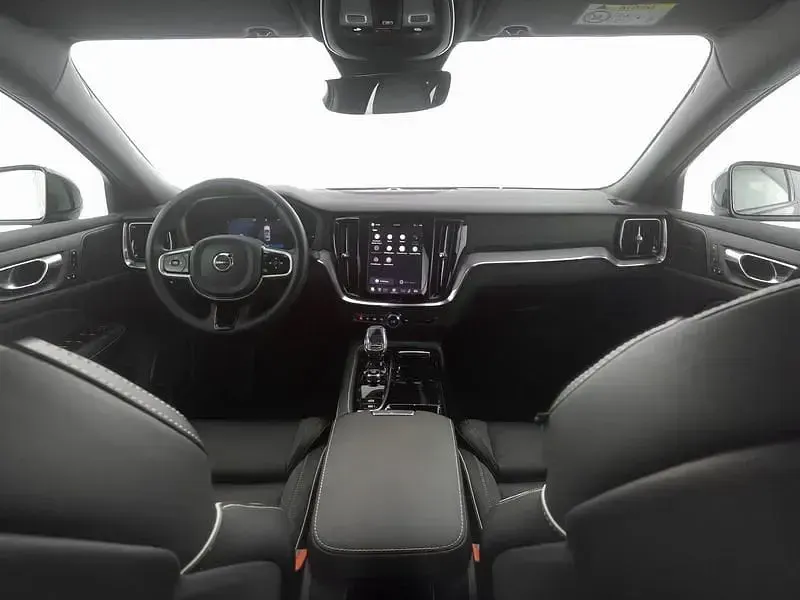 Gebraucht Volvo V60 Plus 456 PS (335 kW) 2024 Grau Kombi