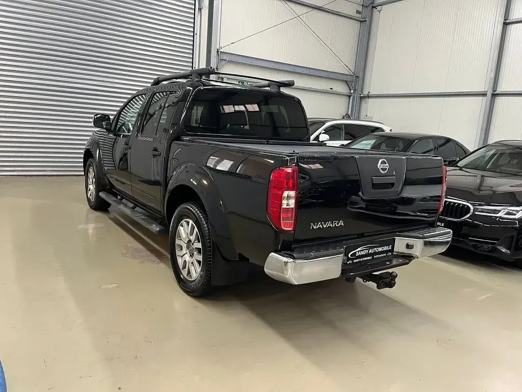 Gebraucht Nissan Navara 231 PS (169 kW) 2014 Black (m) Pickup
