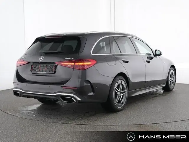 Gebraucht Mercedes C300 AMG 197 PS (144 kW) 2025 Grau Limousine