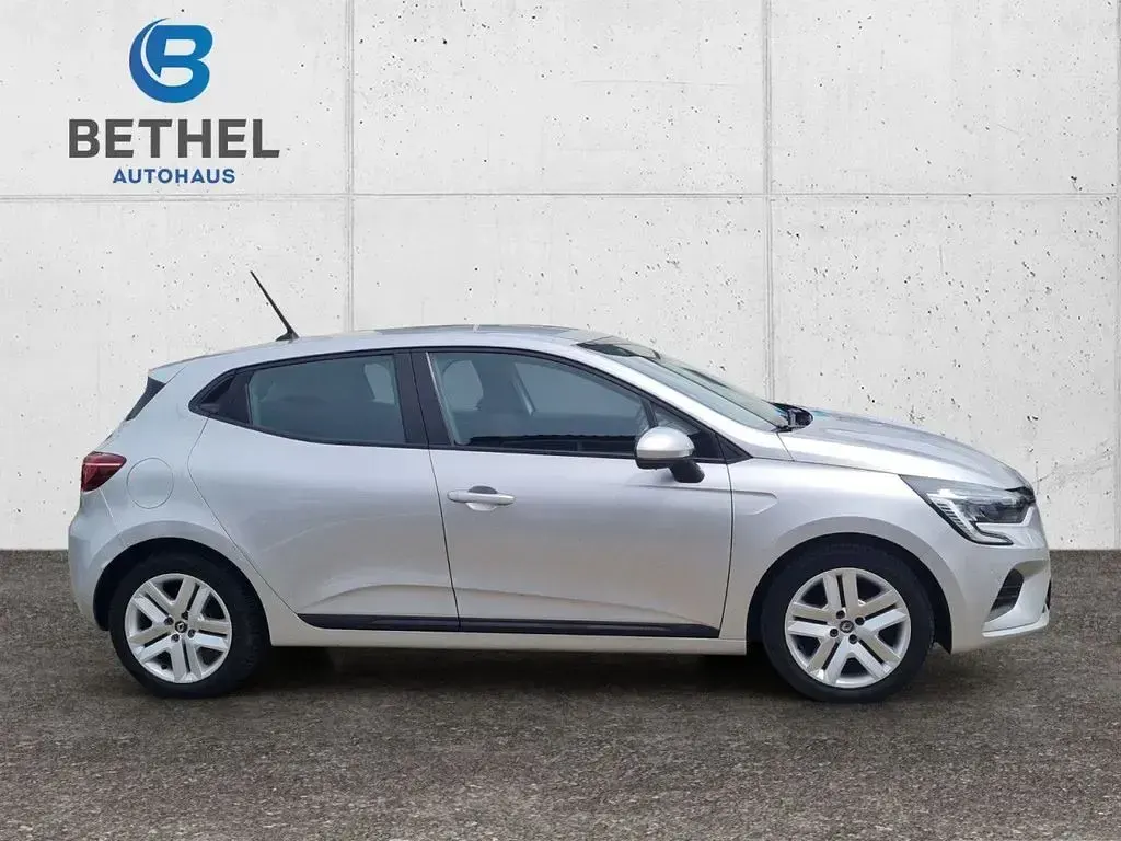 Gebraucht Renault Clio V Zen 91 PS (66 kW) 2021 Grau Limousine