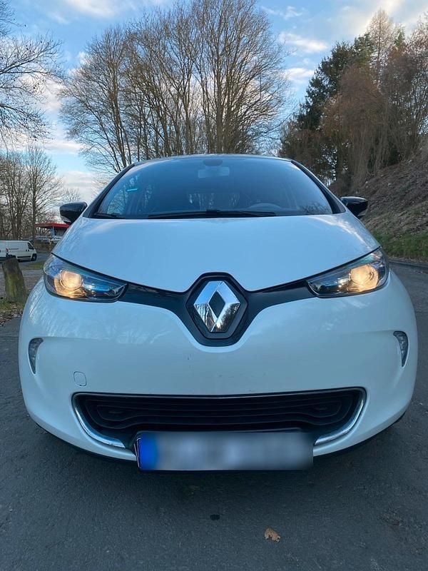 Gebraucht Renault Zoe 64 kW (88 PS) 2016 Weiß Kleinwagen