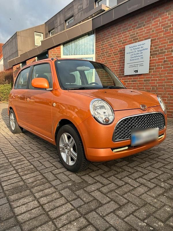 Gebraucht Daihatsu Trevis 2008 Orange Kleinwagen