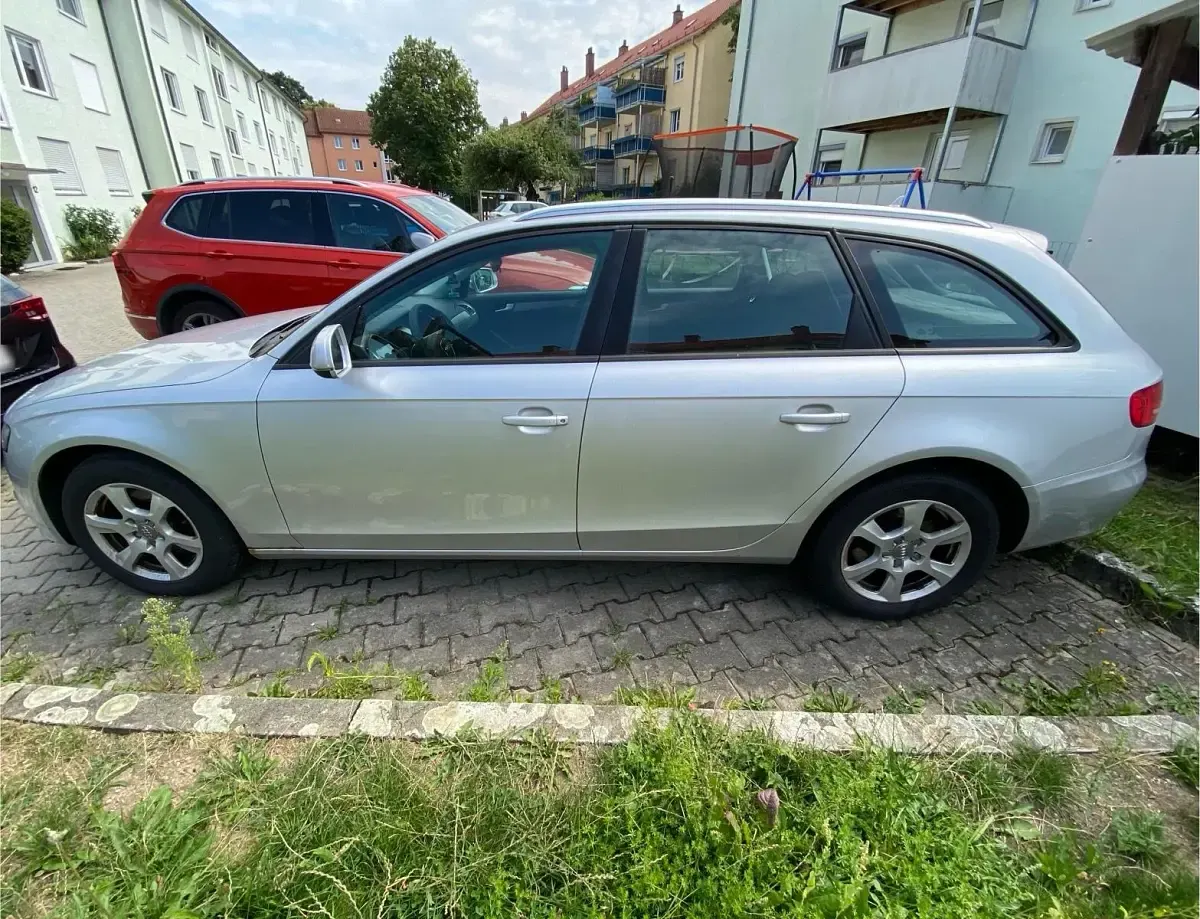 Gebraucht Audi A4 143 PS (105 kW) 2010 Silber Kombi
