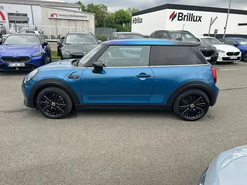 Brugt Mini Cooper SE Hatch 135 kW (184 HK) 2022 Blå Hatchback