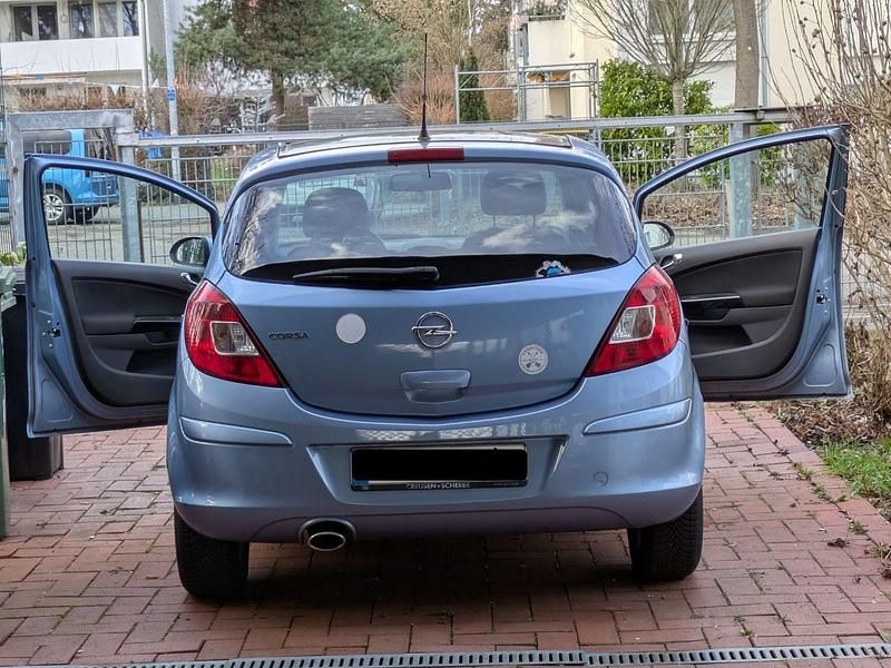 Gebraucht Opel Corsa Energy 87 PS (63 kW) 2014 Blau Kleinwagen