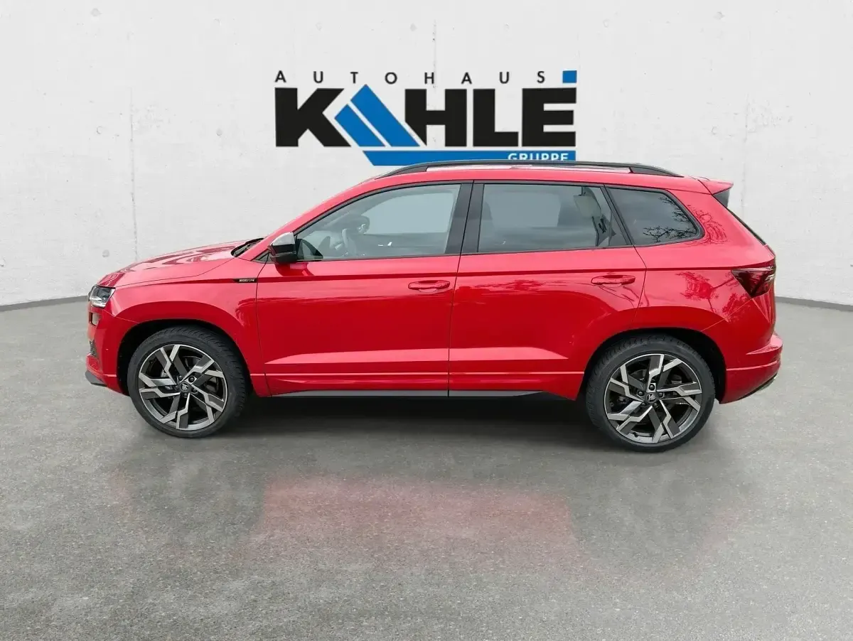 Gebraucht Skoda Karoq SportLine 190 PS (139 kW) 2026 Rot SUV
