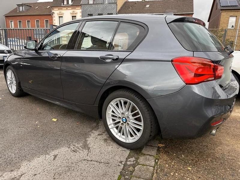 Gebraucht BMW 116 M Sport 116 PS (85 kW) 2018 Grau Kleinwagen