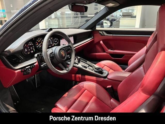 Second-hand Porsche 992 450 CP (330 kW) 2020 Albastru