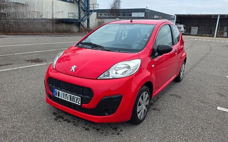 Gebraucht Peugeot 107 Access 68 PS (50 kW) 2012 Rot Kleinwagen