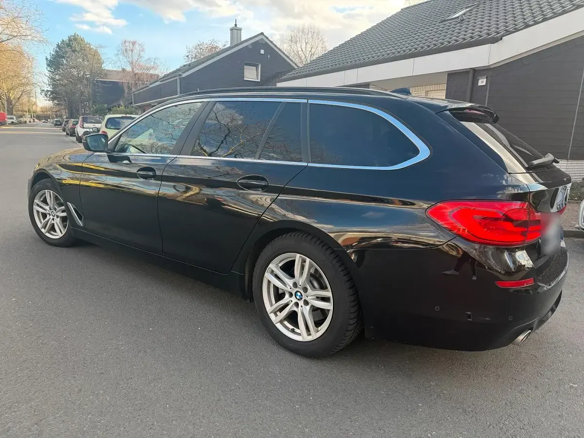 Second-hand BMW 520 190 CP (139 kW) 2019 Negru Break