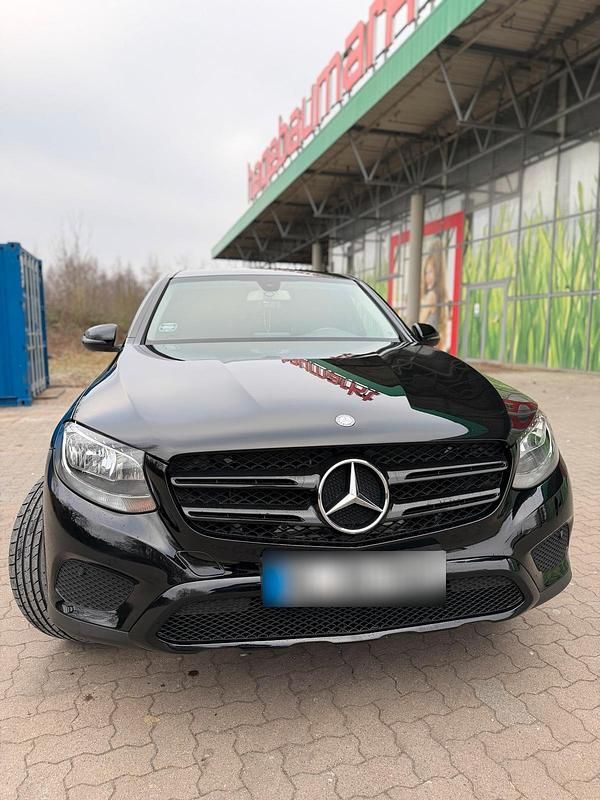 Gebraucht Mercedes GLC350 320 PS (235 kW) 2017 Schwarz SUV