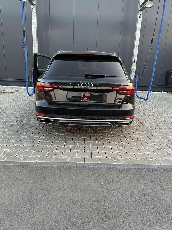 Gebraucht 2019 Audi A4 Kombi | 24.500 € (Teuer) - Bild 1/4